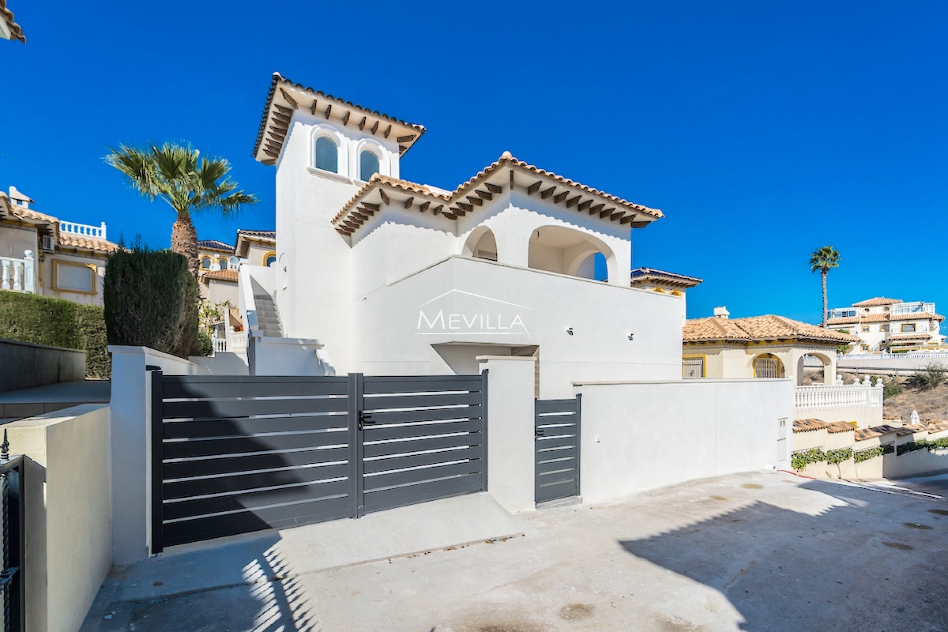 Salg (Resales) - Villa - Orihuela Costa - La Zenia