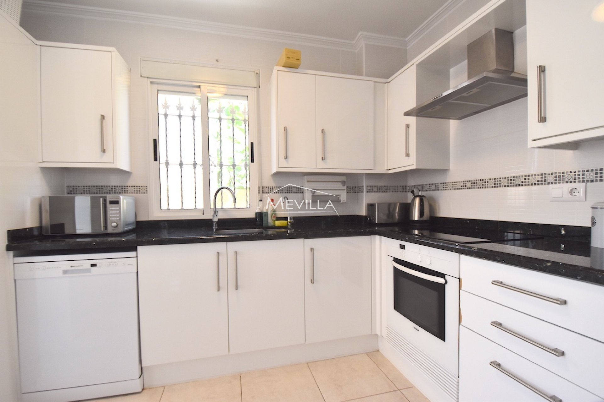 Salg (Resales) - Villa - Orihuela Costa - La Zenia