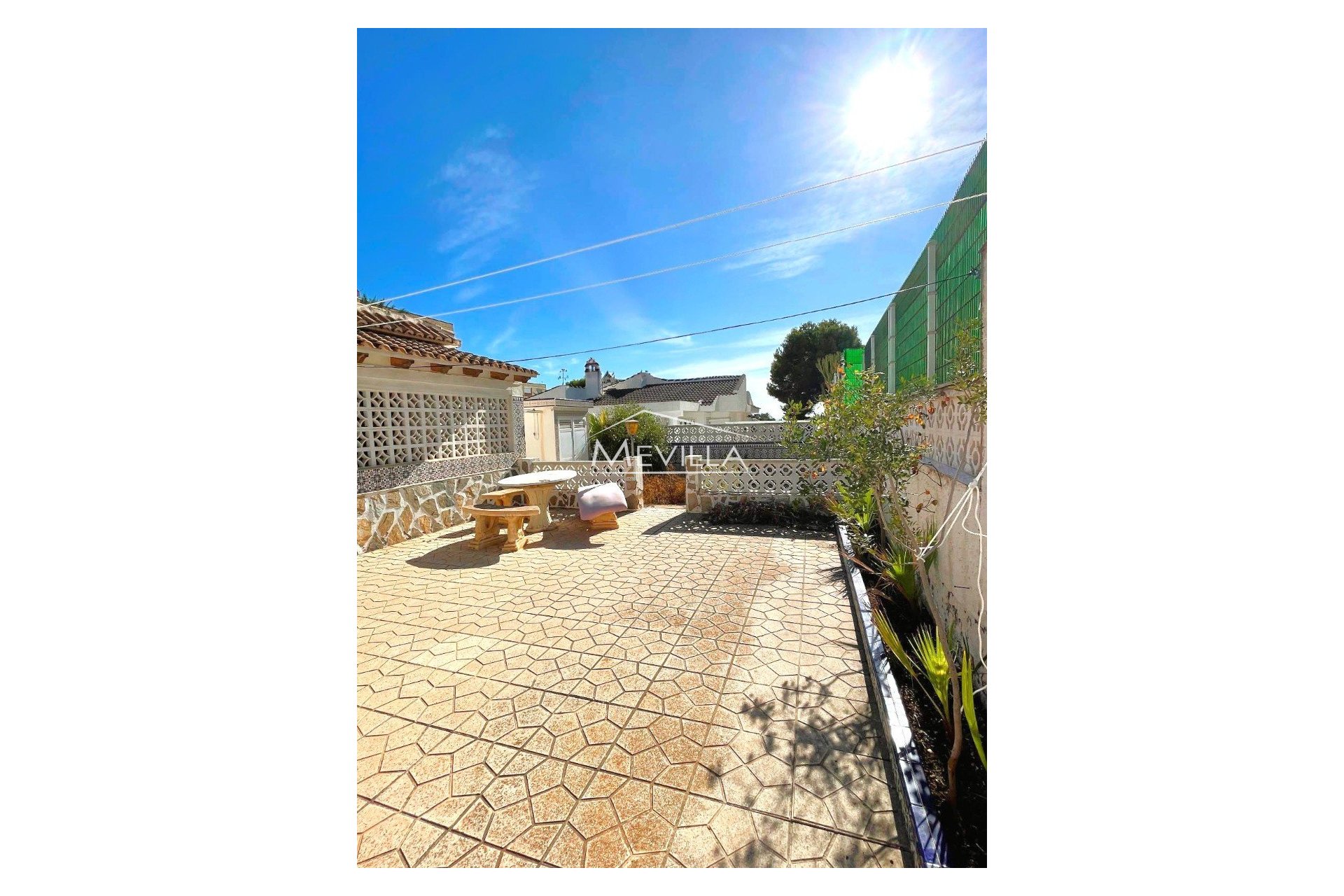 Salg (Resales) - Villa - Orihuela Costa - La Zenia