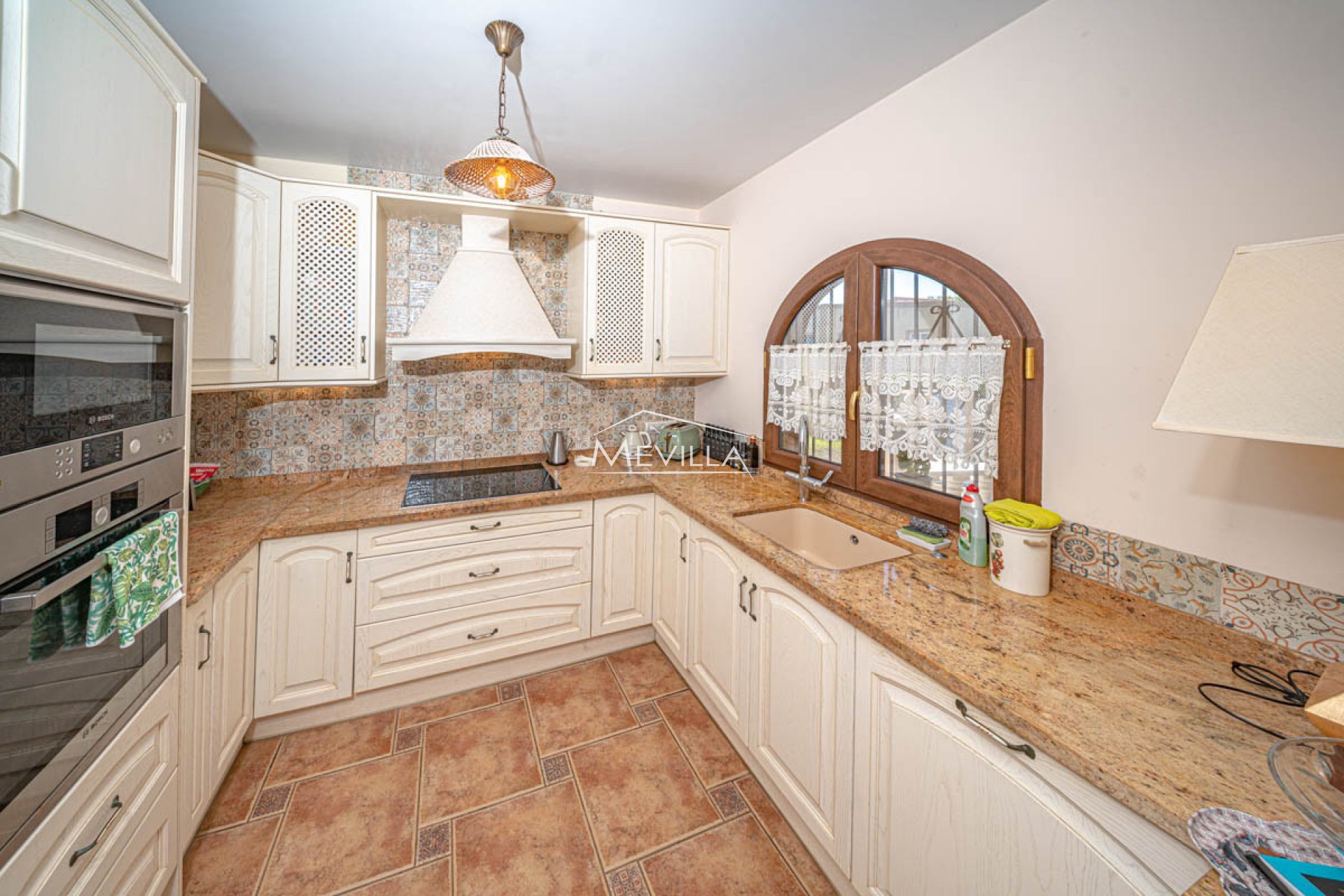 Salg (Resales) - Villa - Orihuela Costa - La Zenia