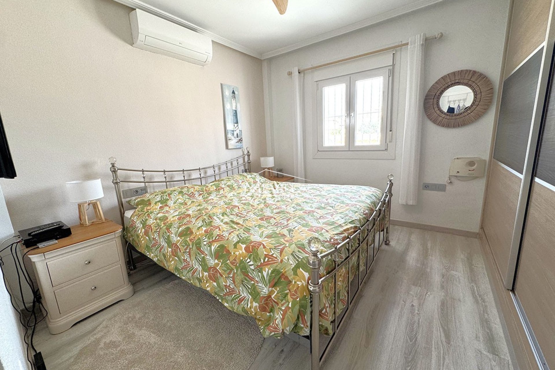 Salg (Resales) - Villa - Orihuela Costa - Lomas de Cabo Roig