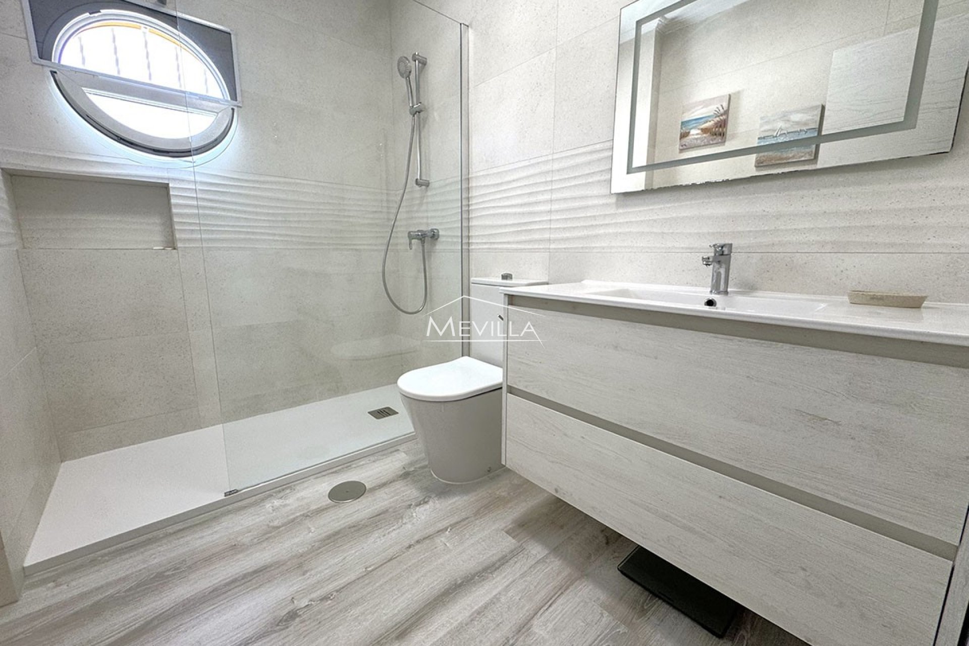 Salg (Resales) - Villa - Orihuela Costa - Lomas de Cabo Roig