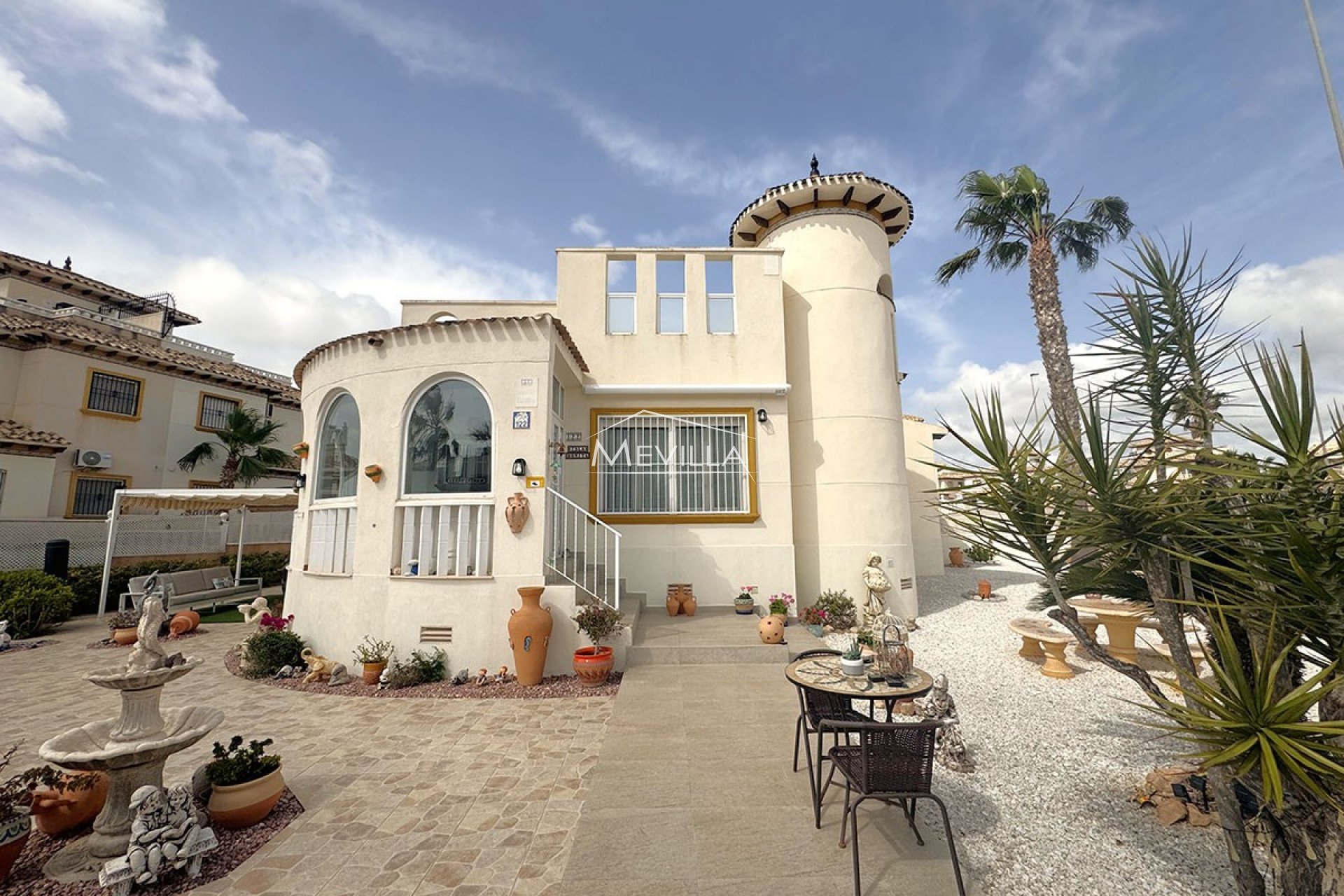 Salg (Resales) - Villa - Orihuela Costa - Lomas de Cabo Roig