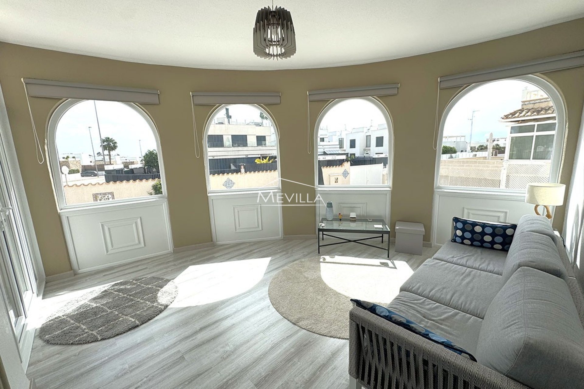 Salg (Resales) - Villa - Orihuela Costa - Lomas de Cabo Roig