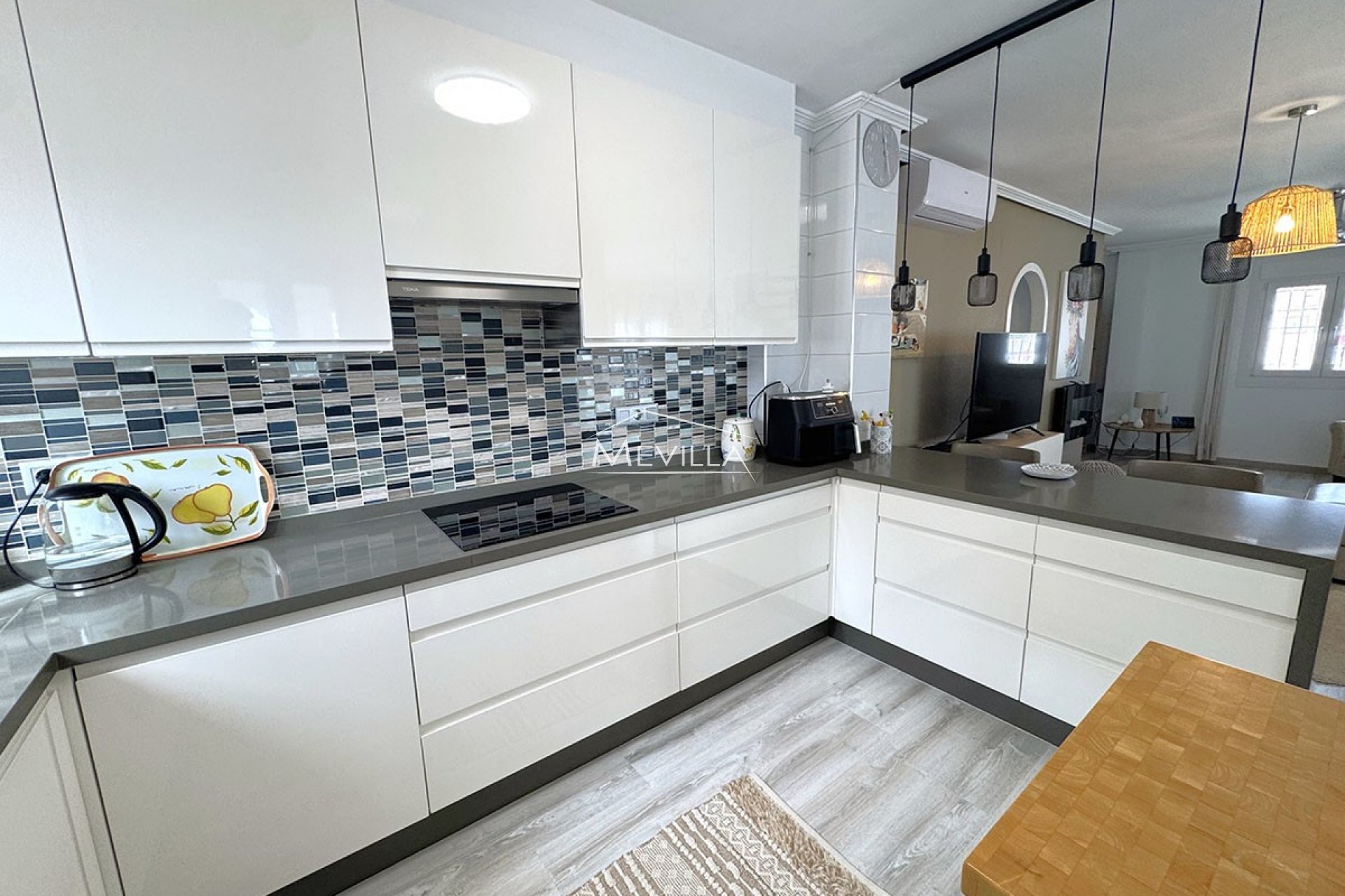 Salg (Resales) - Villa - Orihuela Costa - Lomas de Cabo Roig