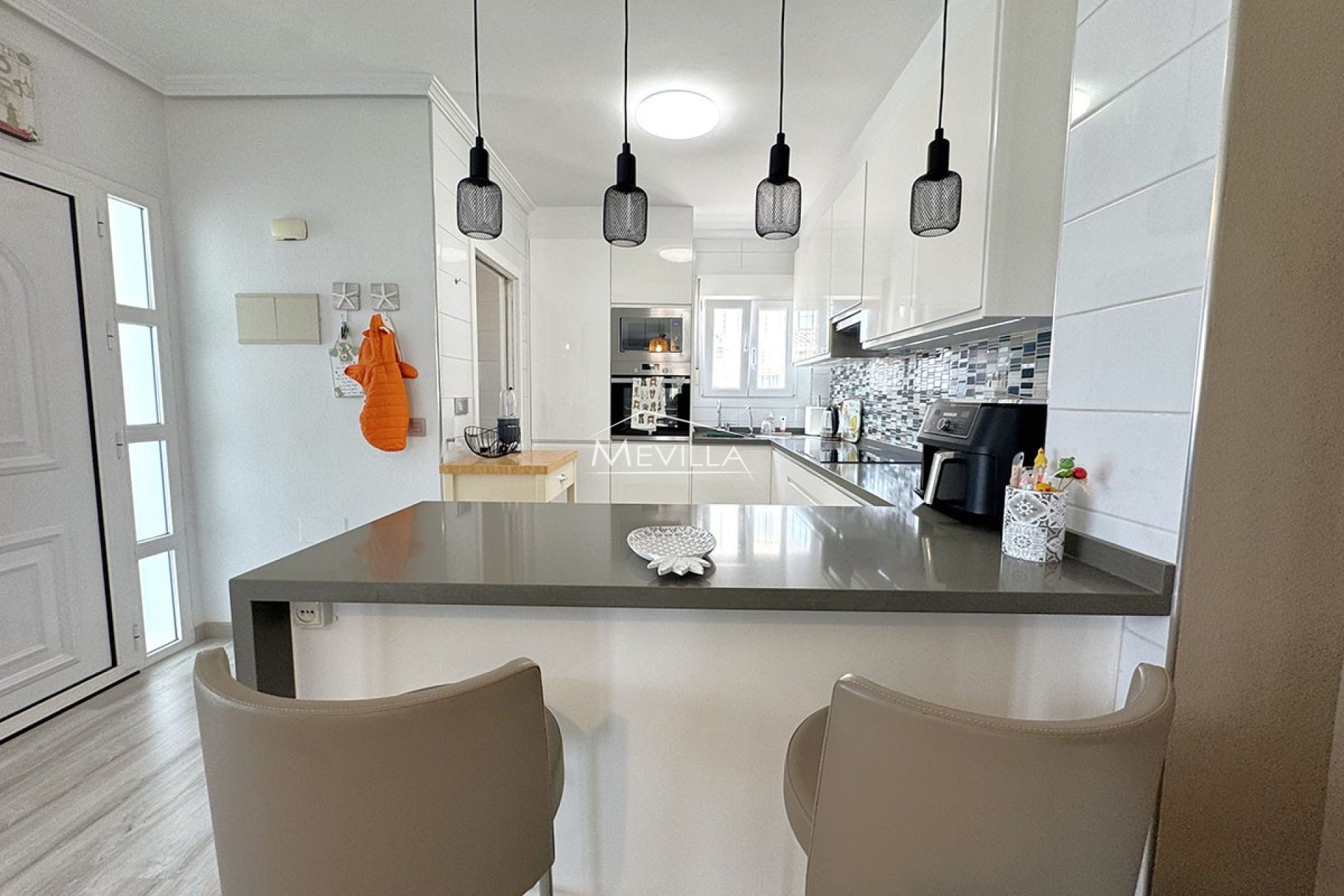 Salg (Resales) - Villa - Orihuela Costa - Lomas de Cabo Roig