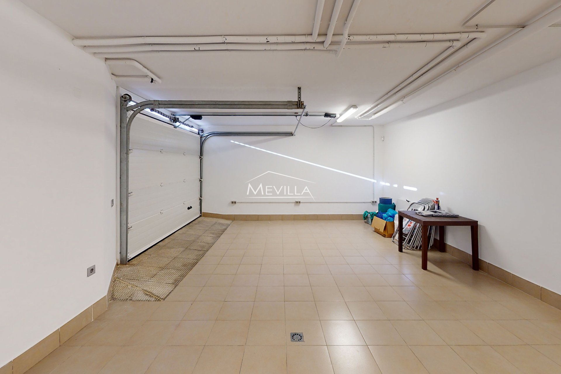Salg (Resales) - Villa - Orihuela Costa - Mil Palmeras