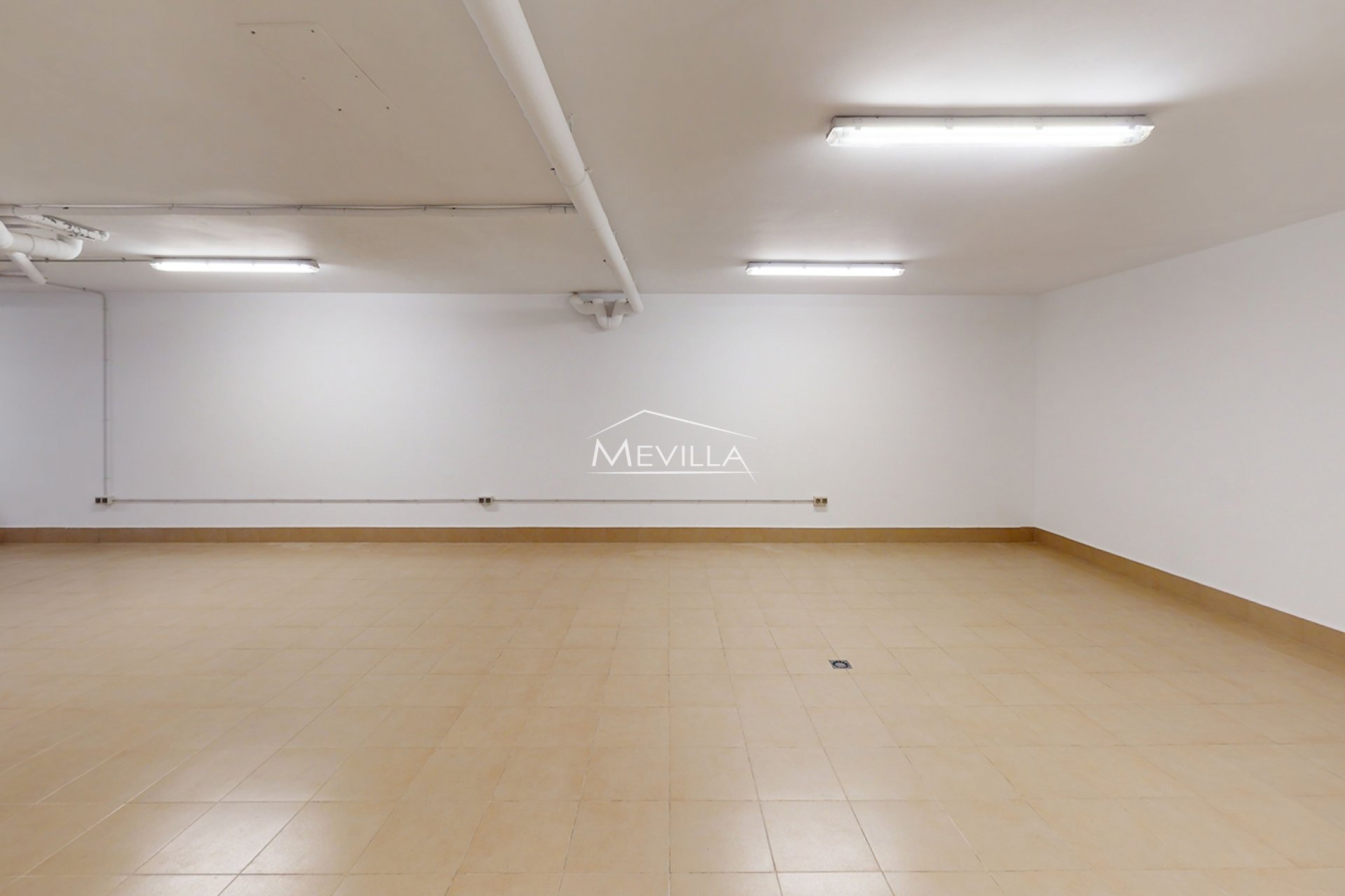 Salg (Resales) - Villa - Orihuela Costa - Mil Palmeras