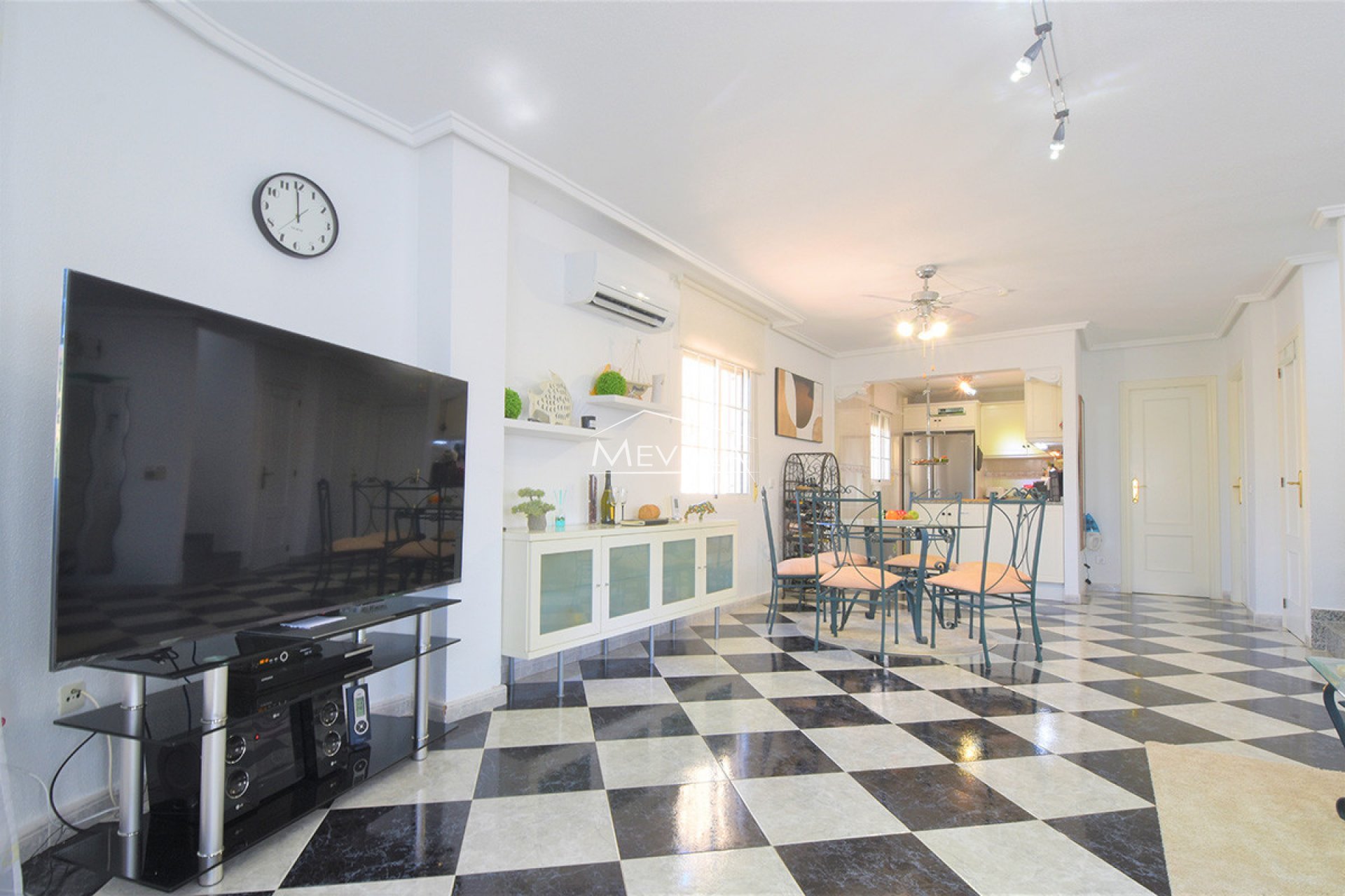 Salg (Resales) - Villa - Orihuela Costa - Playa Flamenca