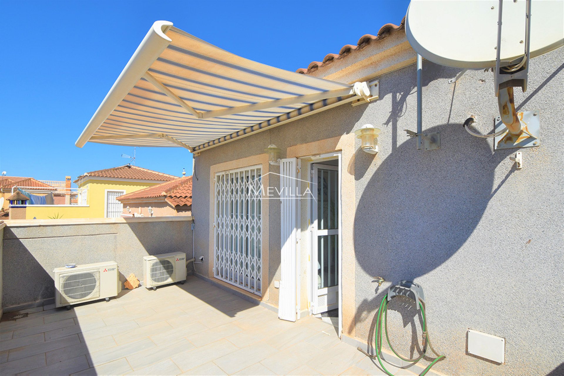 Salg (Resales) - Villa - Orihuela Costa - Playa Flamenca