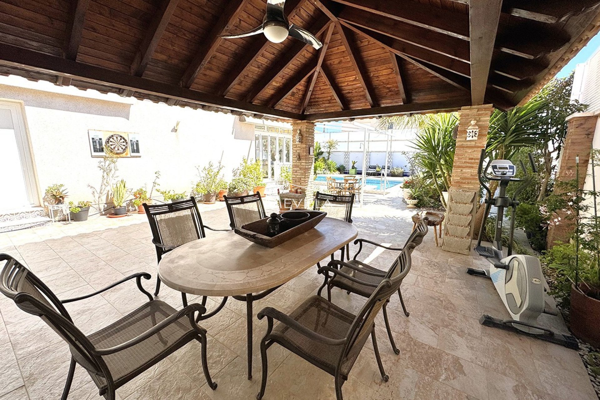 Salg (Resales) - Villa - Orihuela Costa - Playa Flamenca