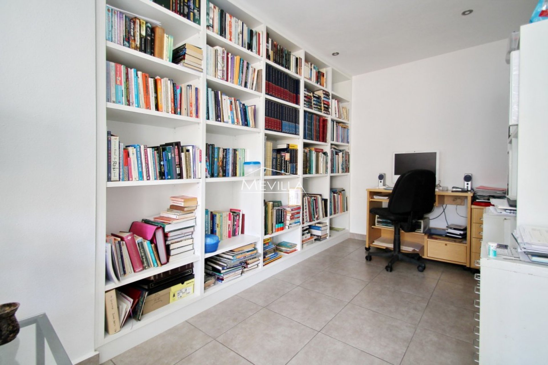 Salg (Resales) - Villa - Orihuela Costa - Villamartin