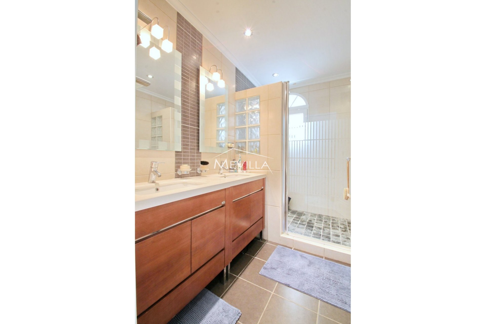 Salg (Resales) - Villa - Orihuela Costa - Villamartin