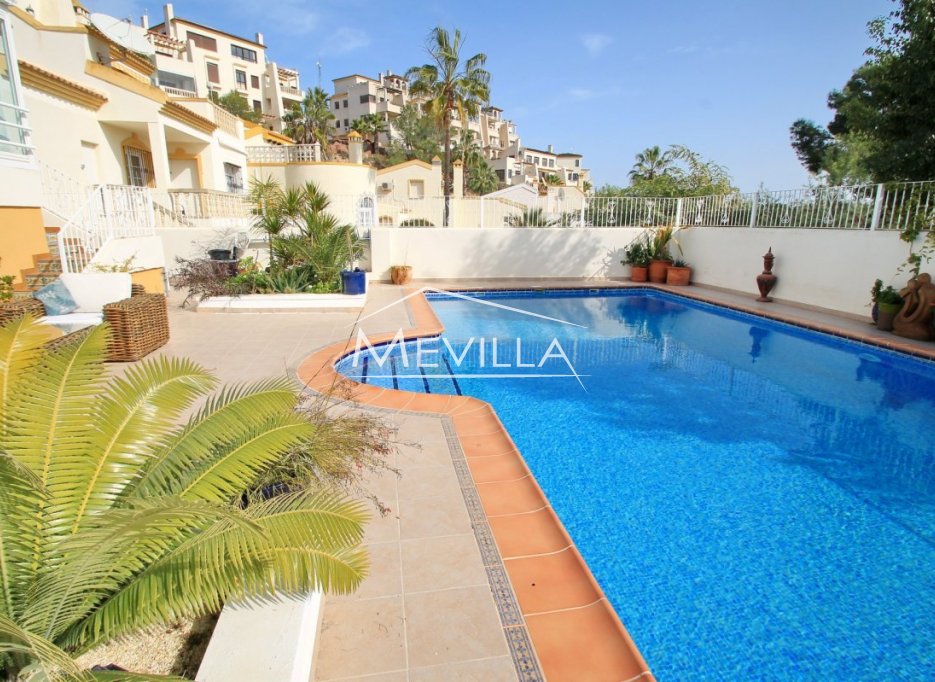 Salg (Resales) - Villa - Orihuela Costa - Villamartin