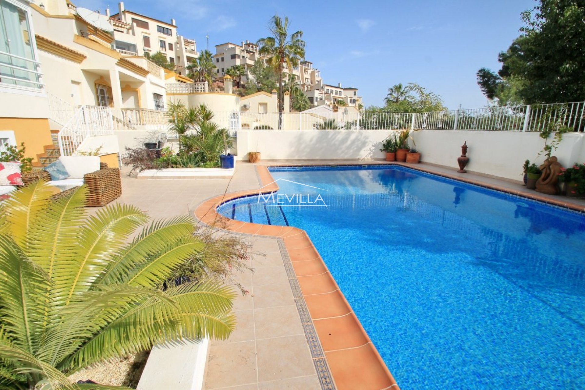 Salg (Resales) - Villa - Orihuela Costa - Villamartin