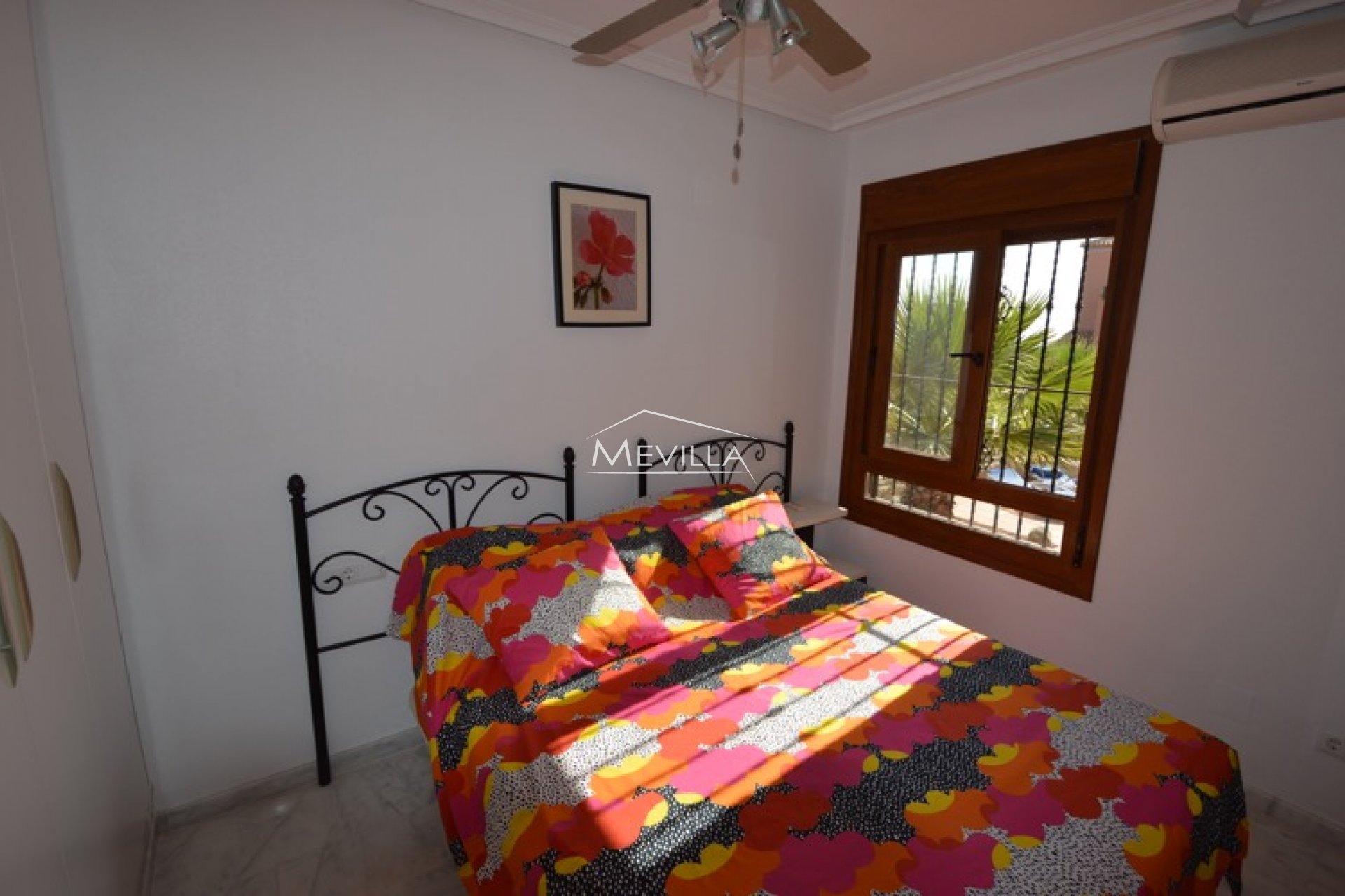 Salg (Resales) - Villa - Orihuela Costa - Villamartin