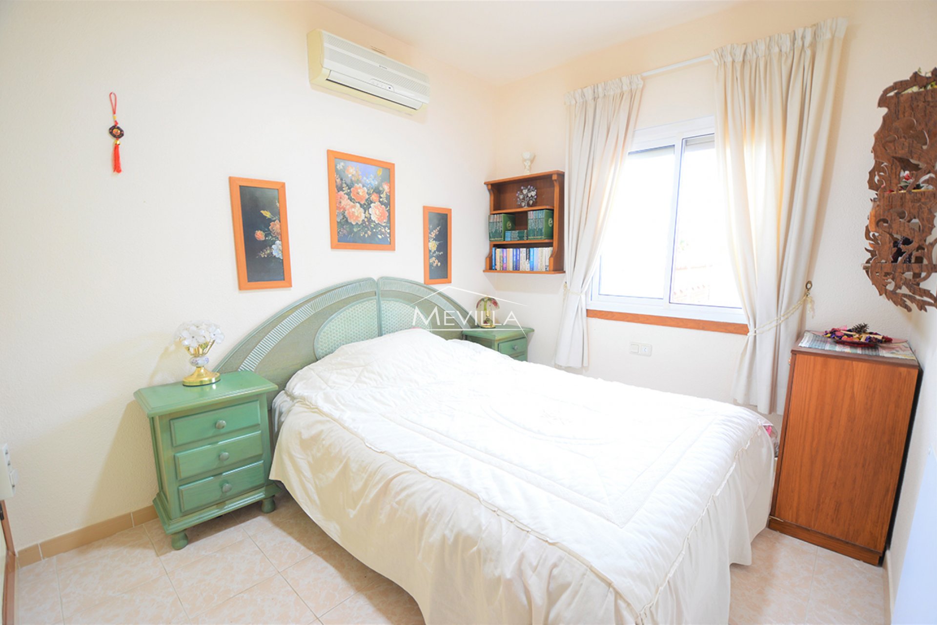 Salg (Resales) - Villa - Orihuela Costa - Villamartin