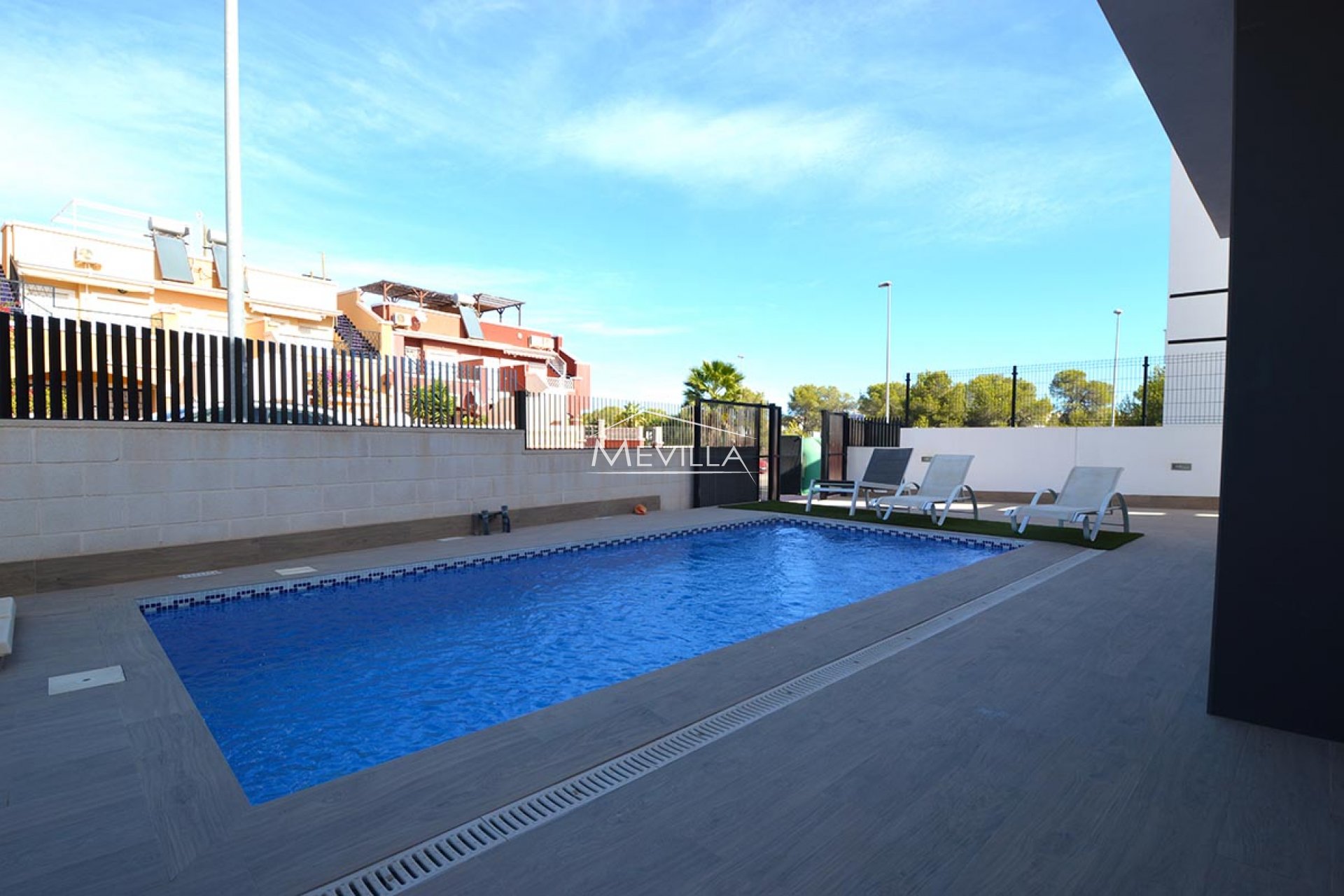 Salg (Resales) - Villa - Orihuela Costa - Villamartin
