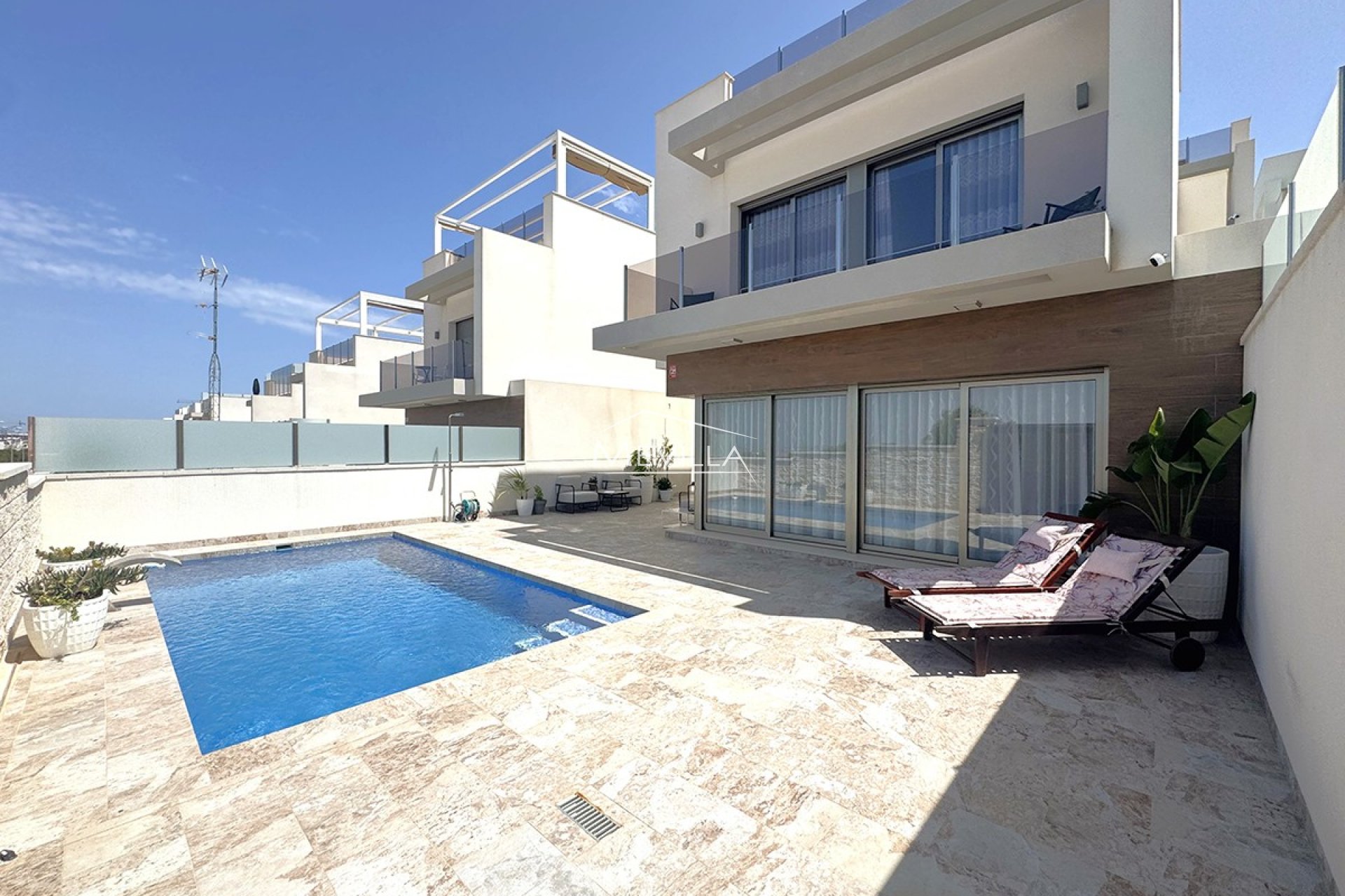 Salg (Resales) - Villa - Orihuela Costa - Villamartin