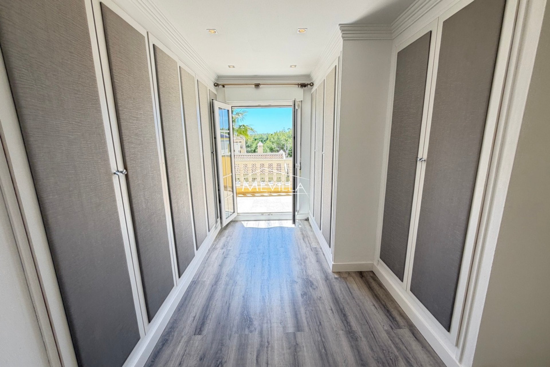Salg (Resales) - Villa - Orihuela Costa - Villamartin
