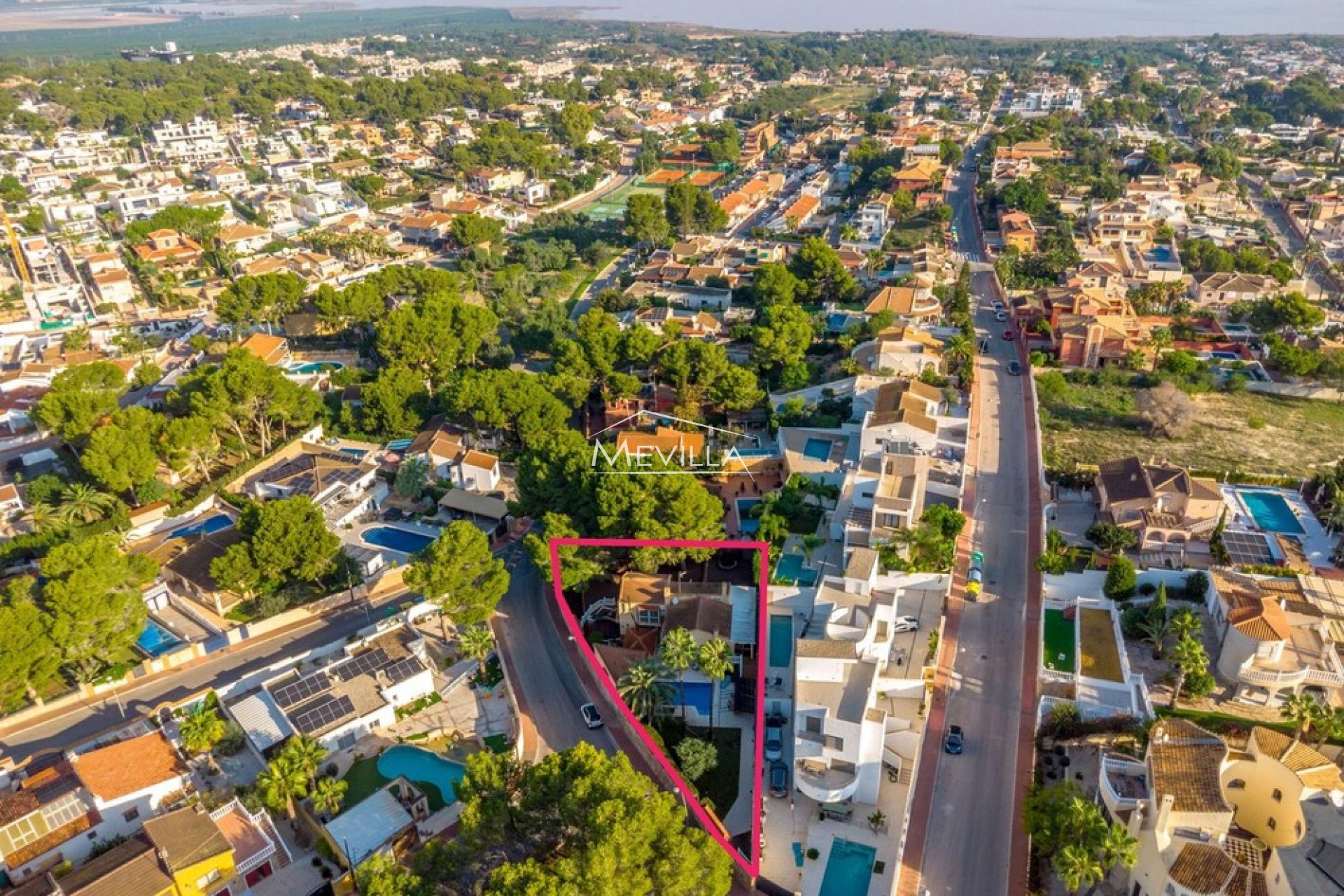 Salg (Resales) - Villa - Torrevieja - Los Balcones