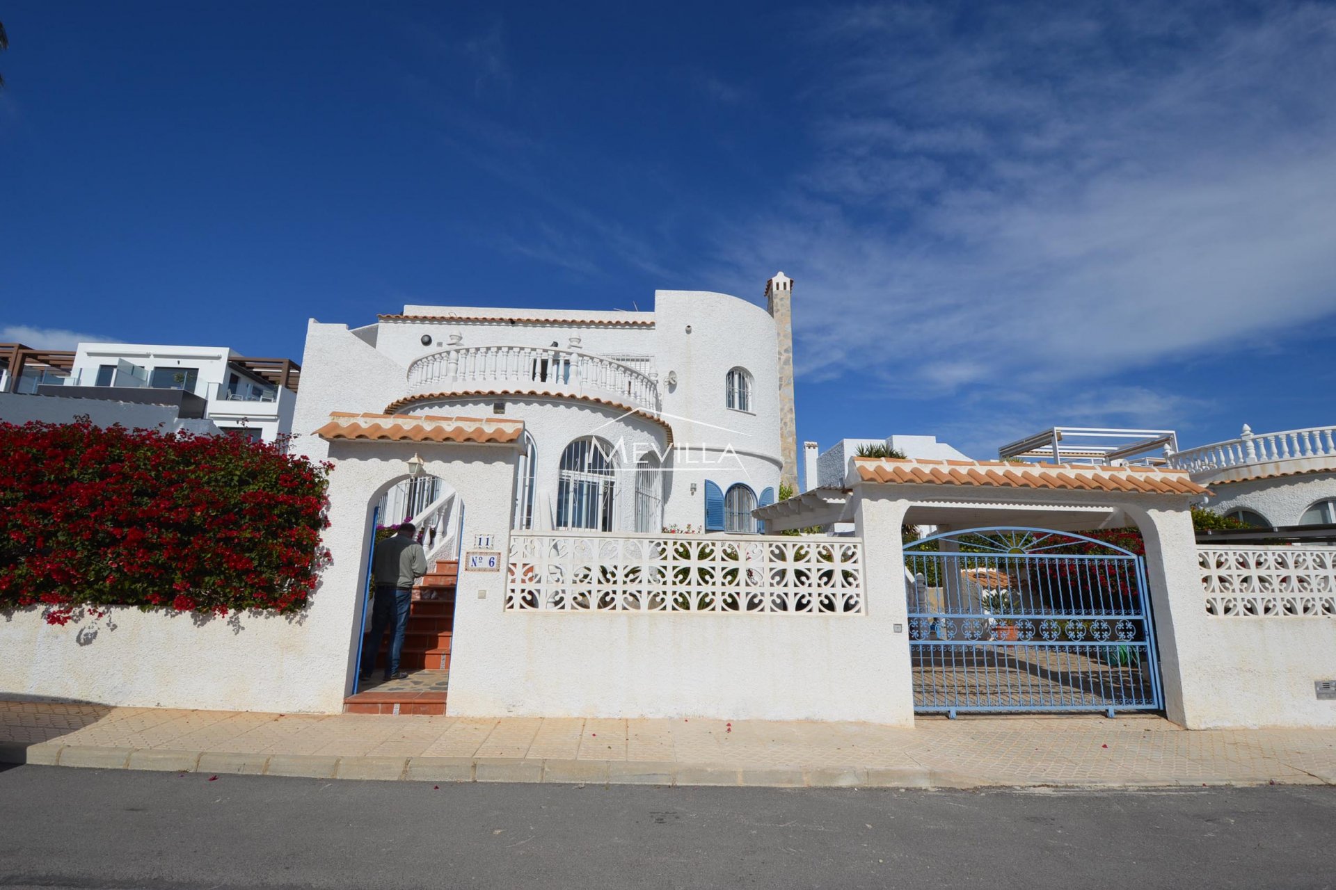 SPECTACULAR VILLA NEAR CAMPOAMOR GOLF AND LAS RAMBLAS