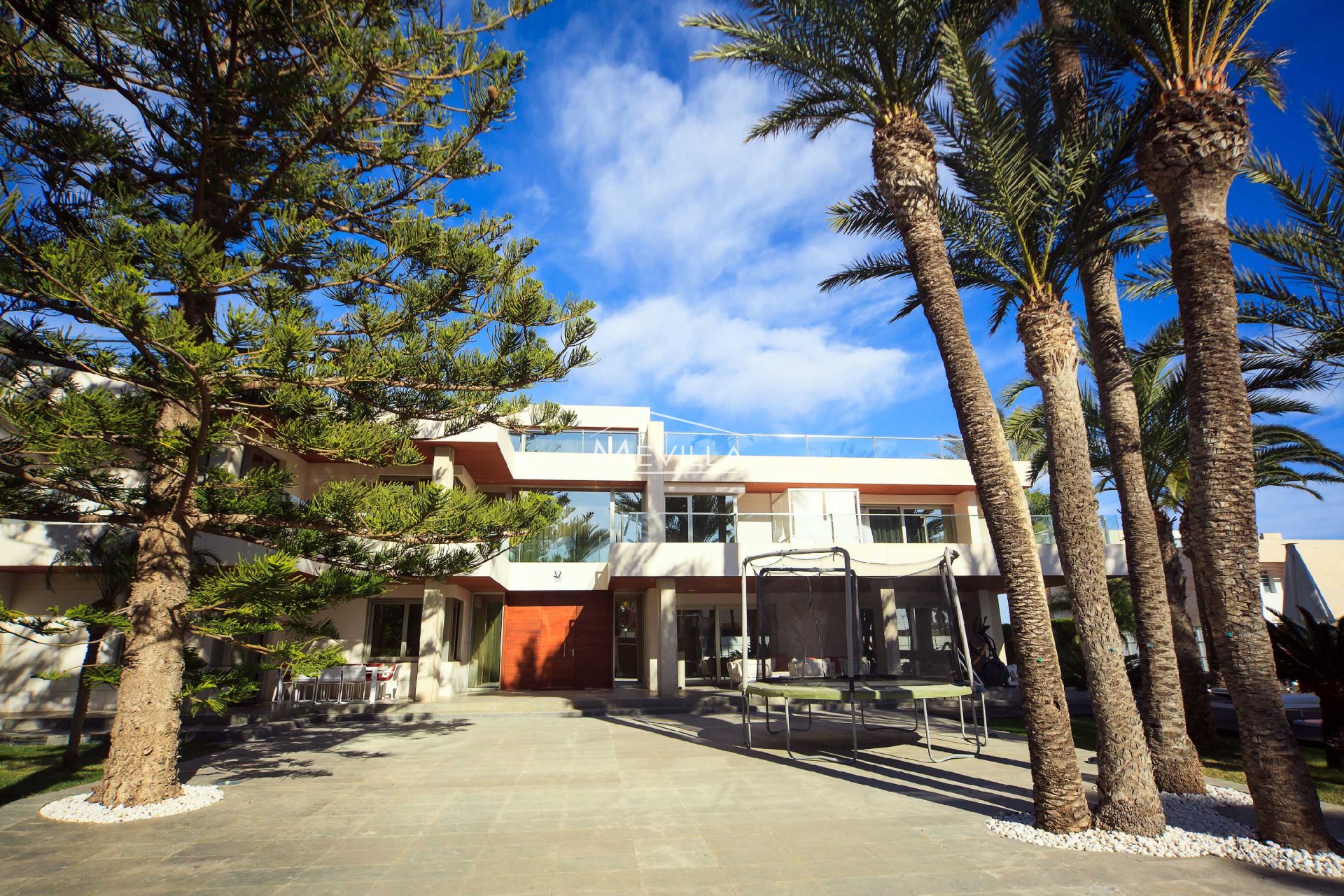 The entrance to the villa