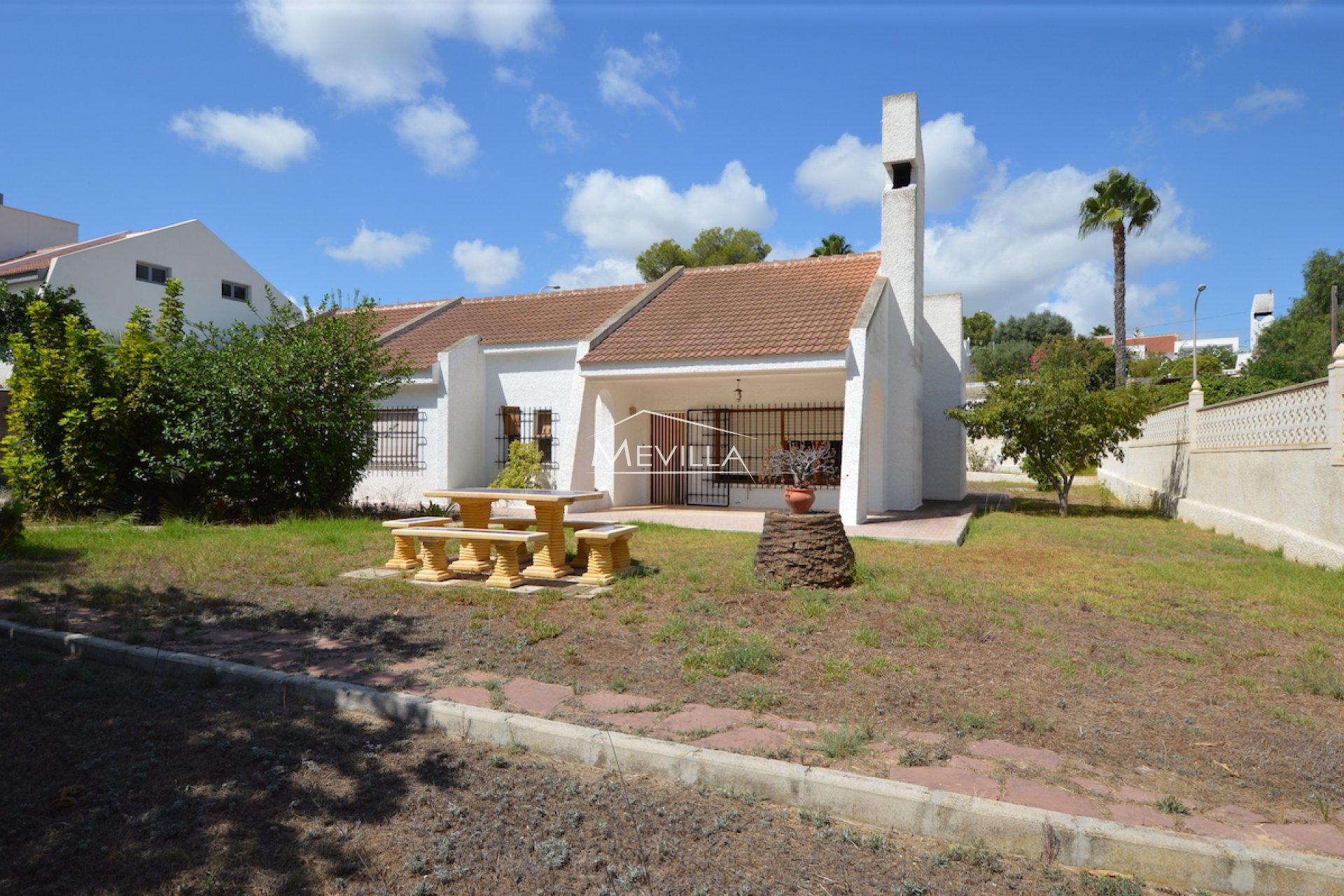 The villa in San Miguel de Salinas