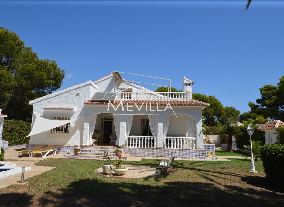 The villa with garden