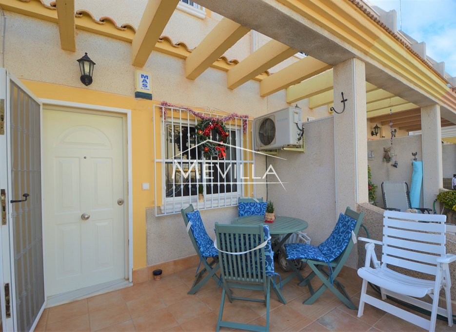 Townhouse for sale in Villamartín, Orihuela Costa.