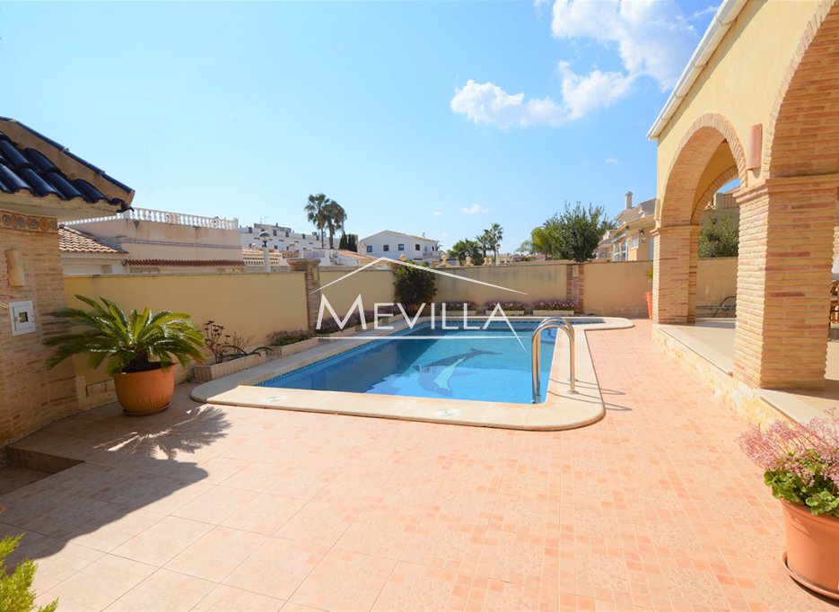Verkäufe - Villa - Orihuela Costa - Cabo Roig