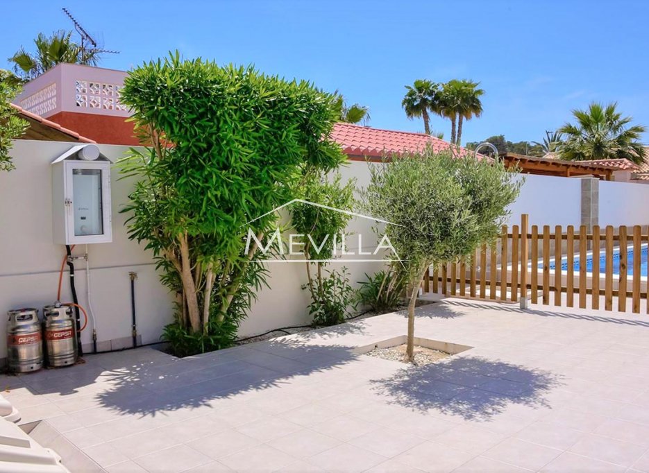Verkäufe - Villa - Orihuela Costa - Cabo Roig