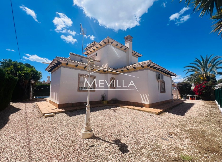 Verkäufe - Villa - Orihuela Costa - Cabo Roig