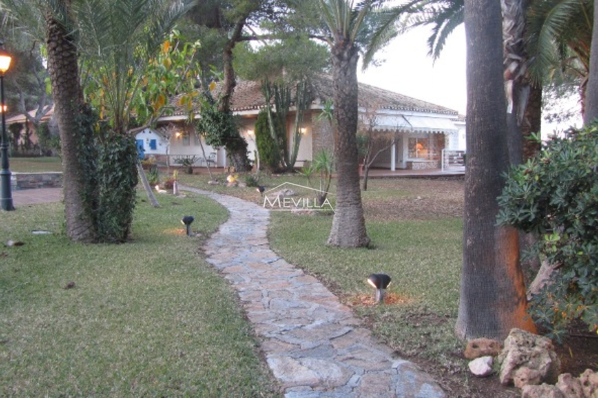 Verkäufe - Villa - Orihuela Costa - Campoamor