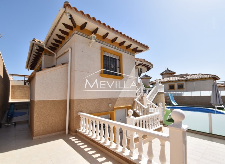 Verkäufe - Villa - Orihuela Costa - La Zenia