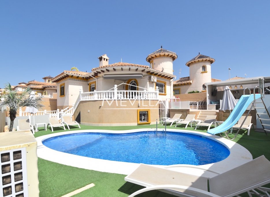 Verkäufe - Villa - Orihuela Costa - La Zenia