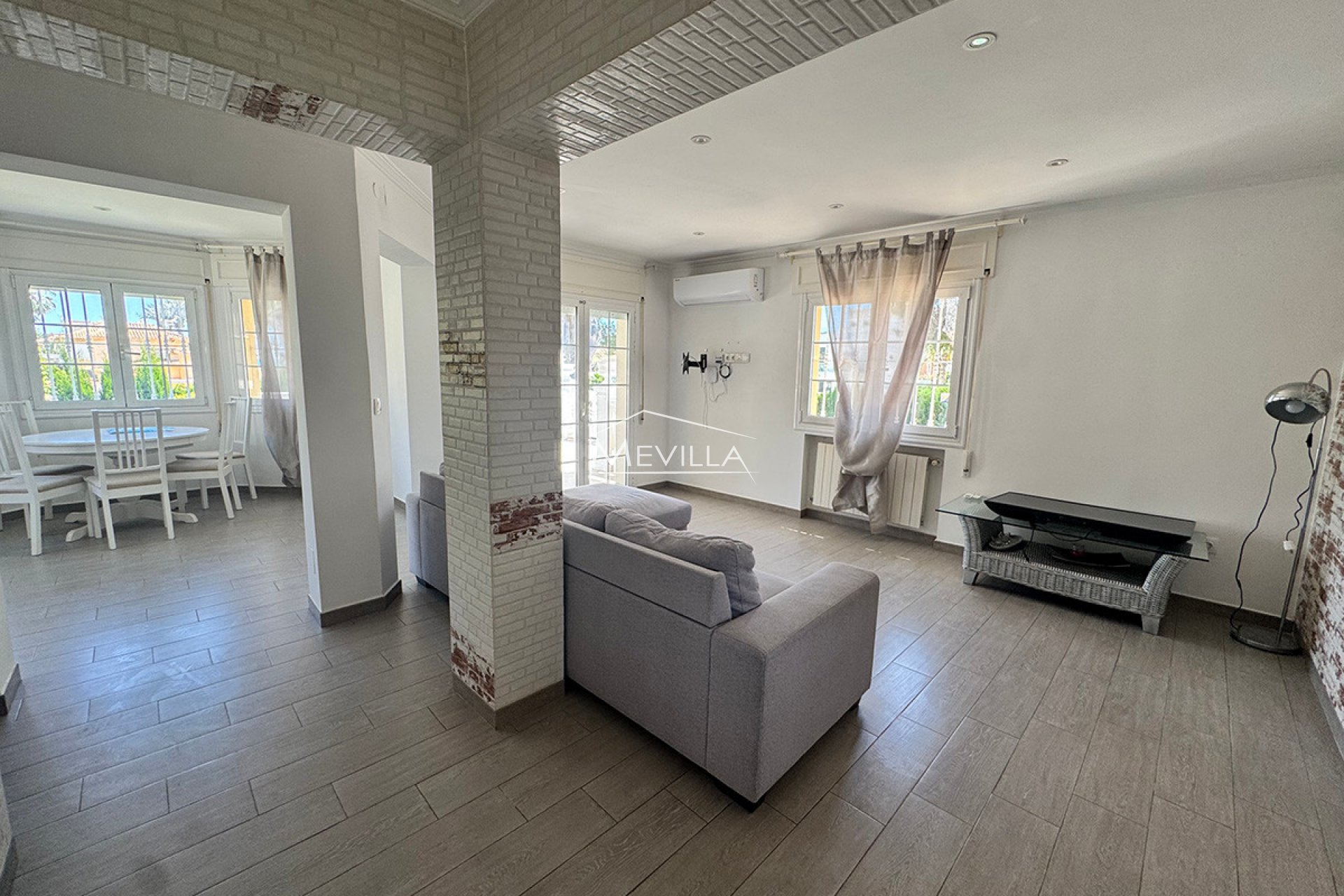 Verkäufe - Villa - Orihuela Costa - La Zenia