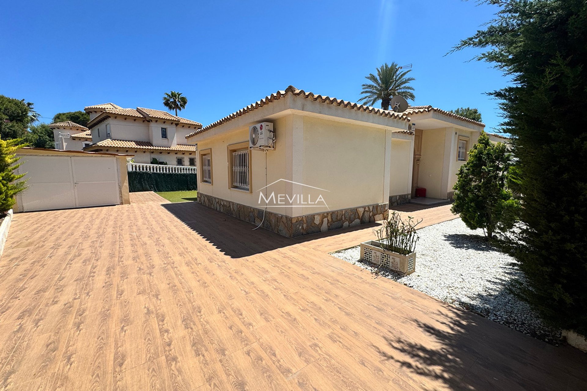 Verkäufe - Villa - Orihuela Costa - La Zenia