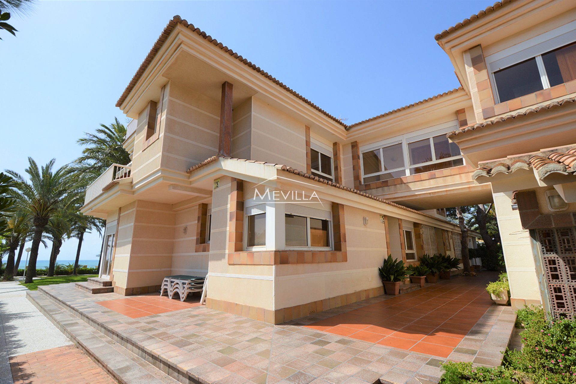 Verkäufe - Villa - Orihuela Costa - Punta Prima