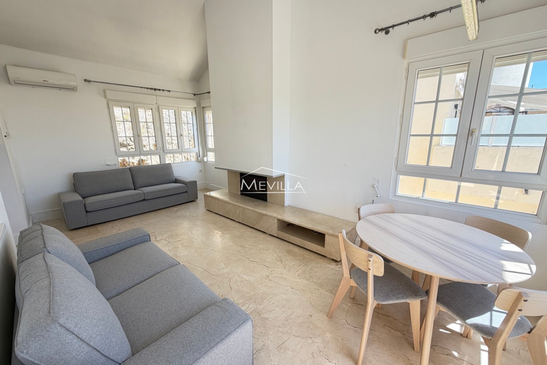 Verkäufe - Villa - Orihuela Costa - Villamartin