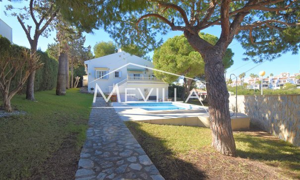Villa - Återförsäljare - Orihuela Costa - CR1076