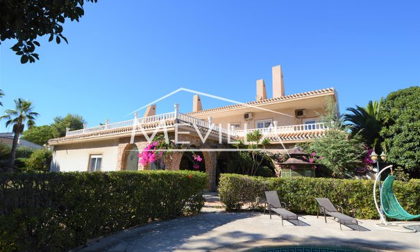 Villa - Återförsäljare - Orihuela Costa - La Zenia