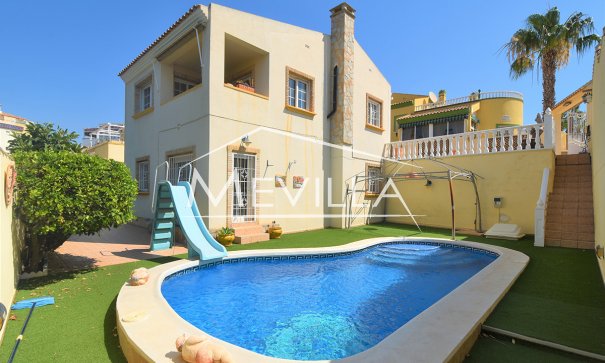 Villa - Återförsäljare - Orihuela Costa - Playa Flamenca