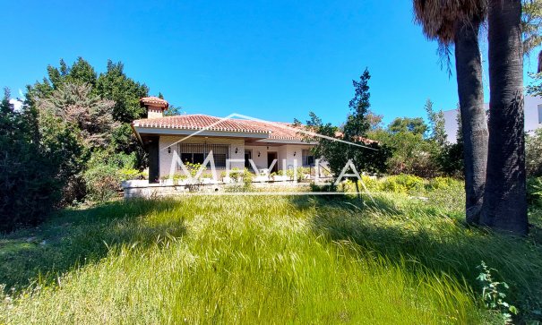 Villa - Resales - Orihuela Costa - Campoamor