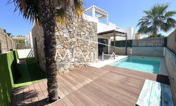 Villa - Resales - Orihuela Costa - Lomas de Cabo Roig