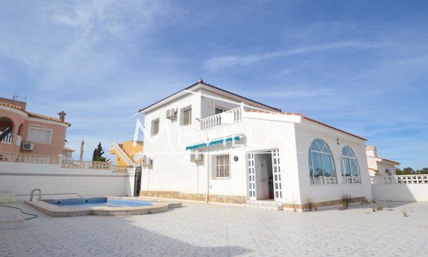 Villa - Resales - Orihuela Costa - Villamartin