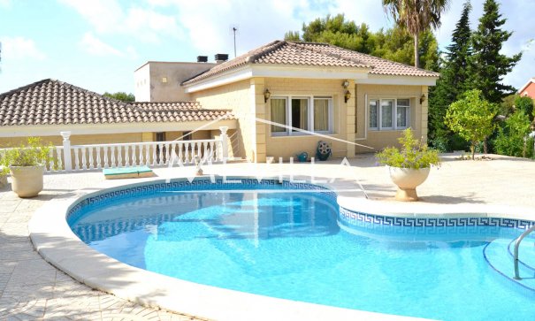 Villa - Reventes - Orihuela Costa - Campoamor