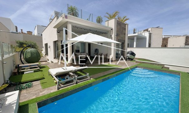 Villa - Salg (Resales) - Orihuela Costa - Villamartin