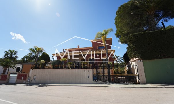 Villa - Verkäufe - Orihuela Costa - Campoamor