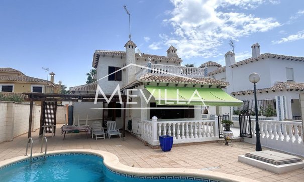 Villa - Verkäufe - Orihuela Costa - LZ1183